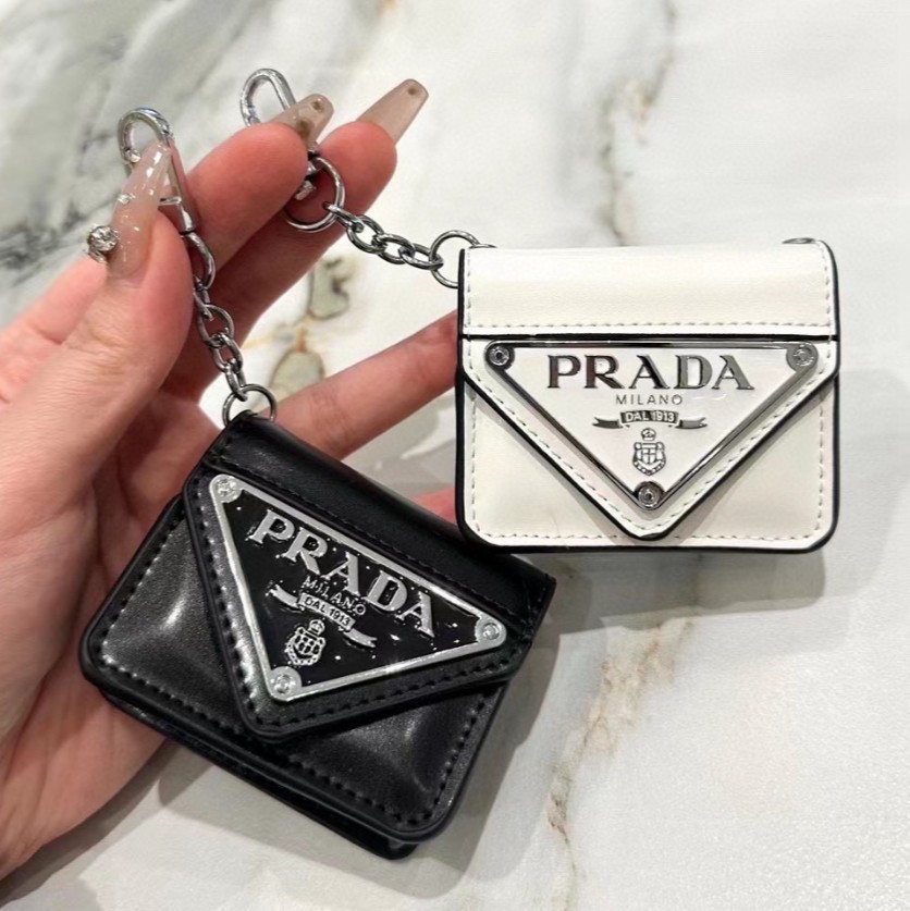 プラダ  AirPods Pro ケース コピー 2色 24111303