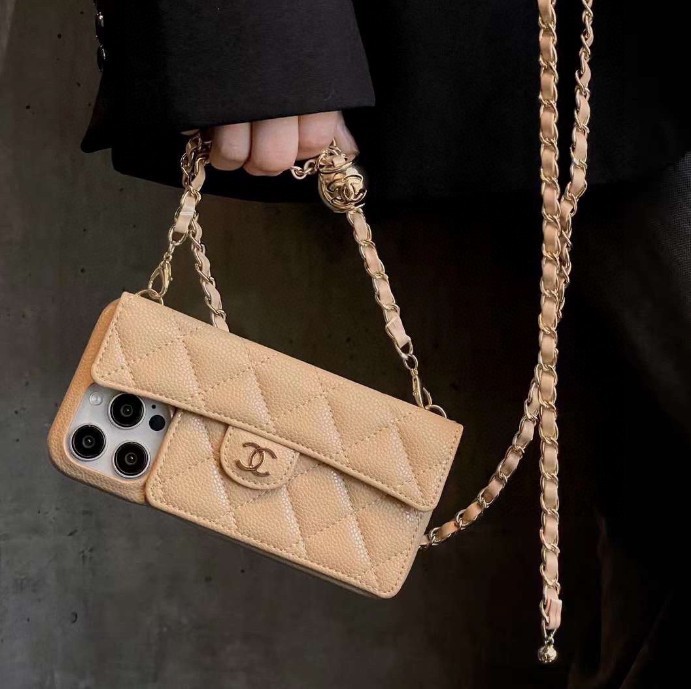 2025 シャネル ラムスキン バーガンティー IPHONE15/ 16PRO ケース 偽物 24112701