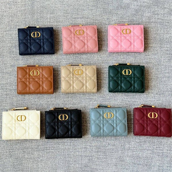 ディオール福袋 2025 バッグ・服・財布 豪華3点セット