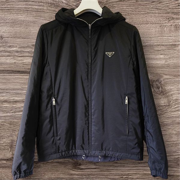 新作プラダ リバーシブル コピーマウンテンパーカー sgb224106of0002
