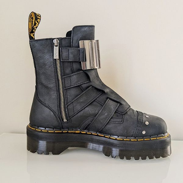 ドクターマーチン Jadon コピー ヒンジ プラットフォーム ブーツ w24123102