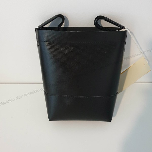 マルニ 偽物 クロスボディバッグ ドローストリングストラップ SBMQ0068A0P576900N99