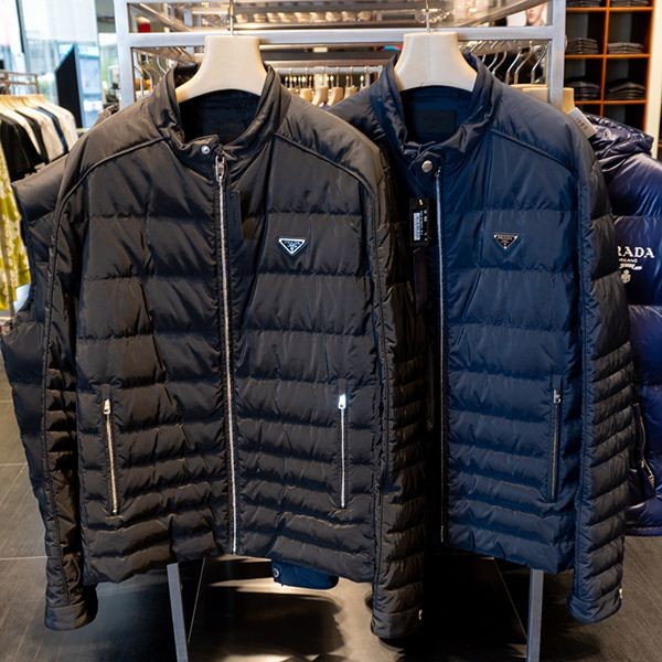 人気アイコン！即発送★プラダ★ダウン ジャケット 偽物 SGH068 106O