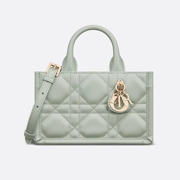 トレンドの最前線☆ディオール ブックトート 偽物 ストラップ付き ミニバッグ 7色 S5573OWHP_M900