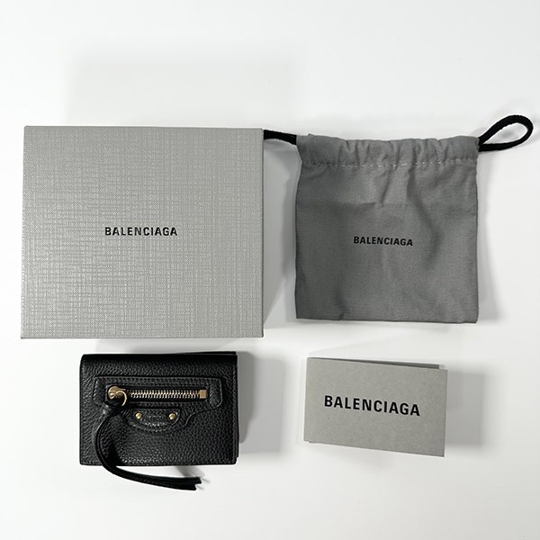 【国内即発】バレンシアガ ネオクラシック 三つ折り財布 コピー 64010715y011000