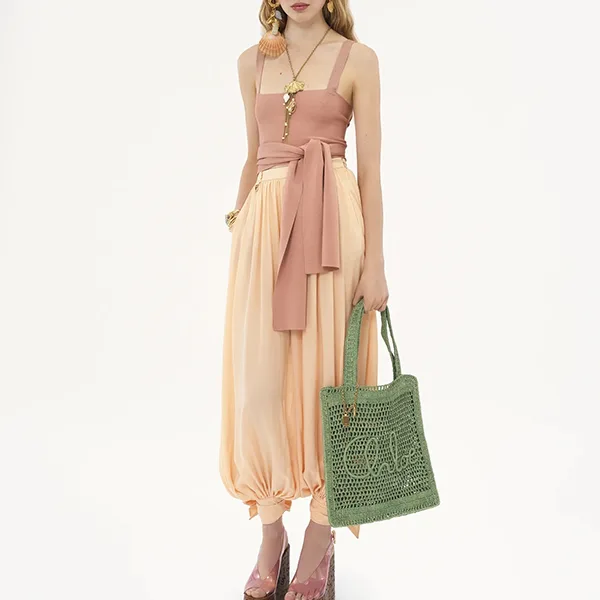 クロエ かごバッグ 偽物 ラフィア製SUMMER BANANAトートバッグ cl253281