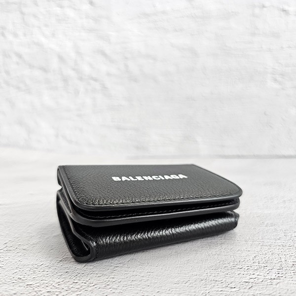 バレンシアガ 偽物 CASH ミニウォレット 小銭入れ付き レザー 三つ折り 財布 25031302