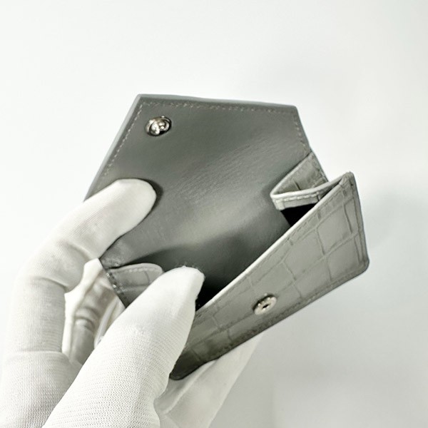 バレンシアガ クロコ 三つ折り ペーパー ミニ財布 偽物 3914461U6QN4617