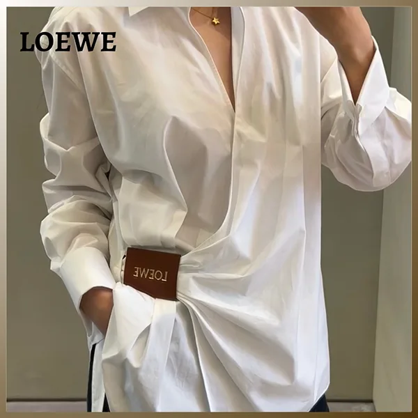 ロエベ ドレープ ロゴ シャツ 偽物 S540Y05XBL-2100