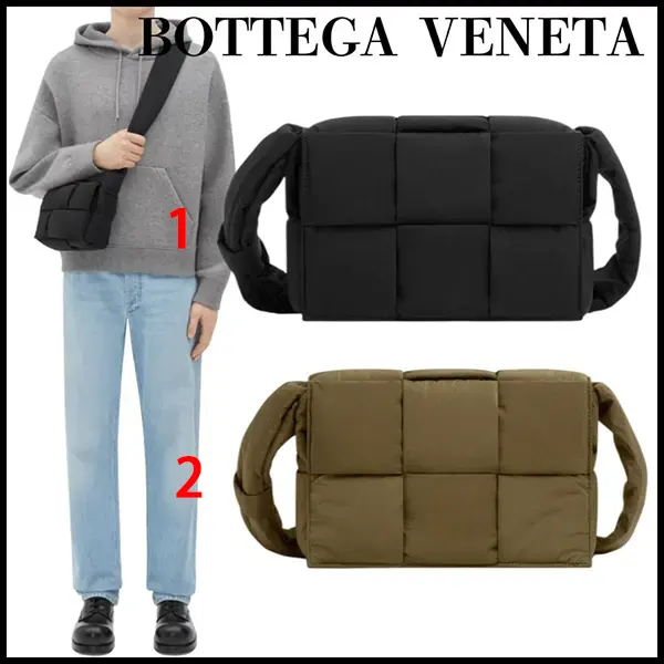 NEWカラー完売必須ボッテガヴェネタ ショルダーバッグ 偽物 カセット 755182 VBO81 8803