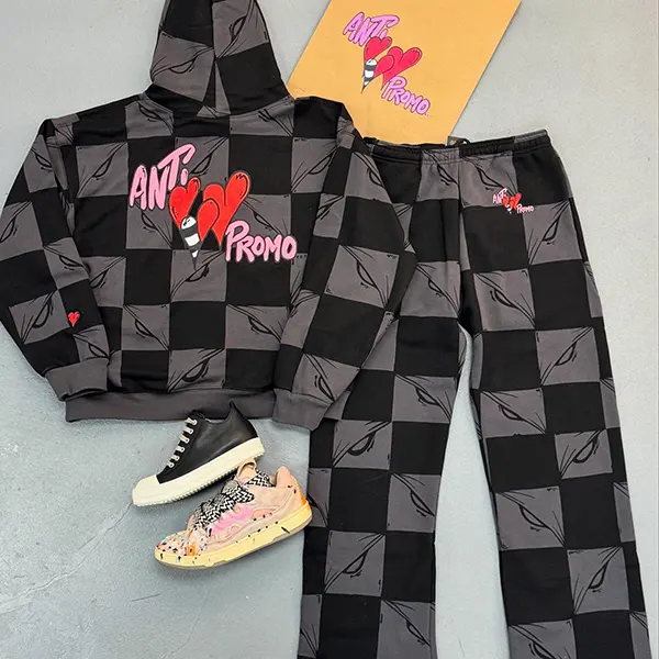 自然で上品なデザインクロムハーツ Matty Boy Anti Promo Hoodie 上下セット w25041713