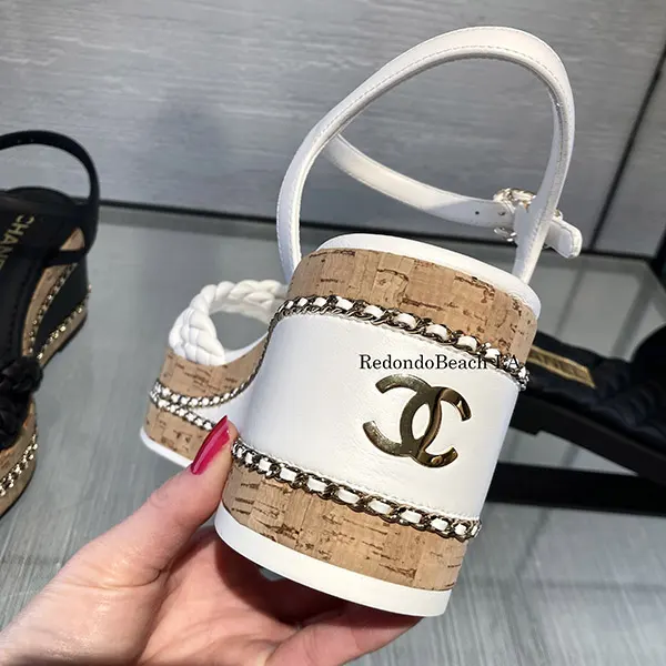 日本よりお得に!【カゴバックと相性抜群】★シャネル★サンダル コピー★25P限定 25051417