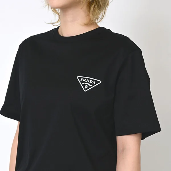 上質デザインプラダ 三角 ロゴ 半袖 Tシャツ スーパーコピー UJN656