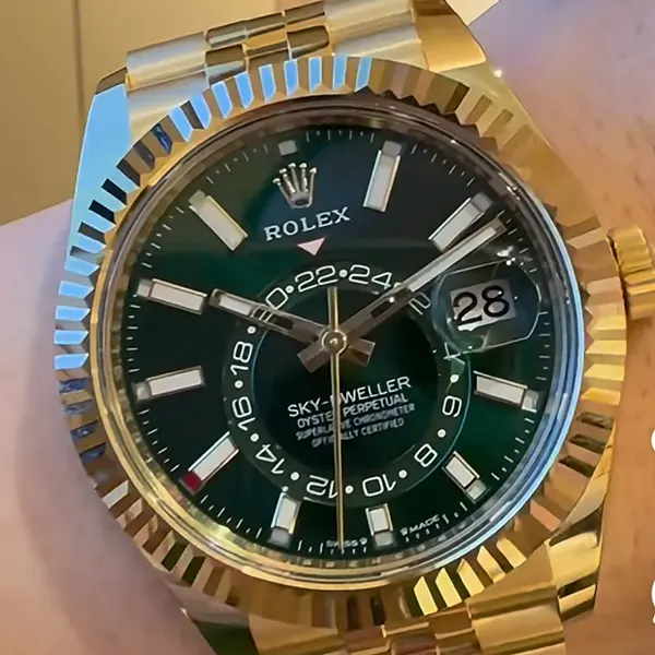2025新作 ロレックス N級品 オイスター パーペチュアル スカイドゥエラー 336938
