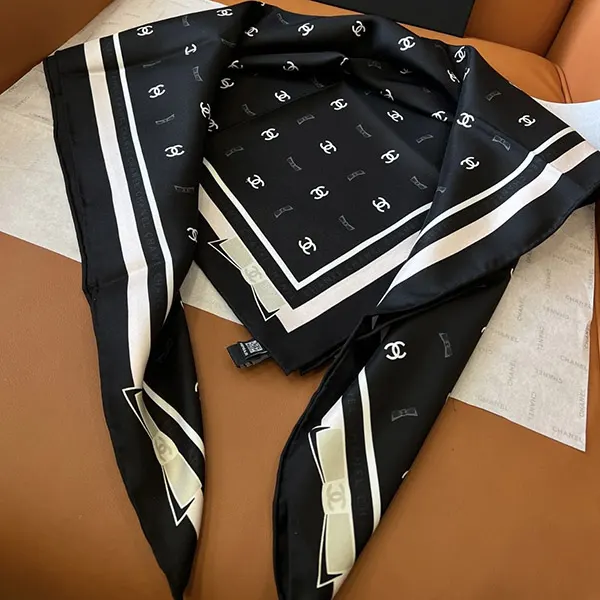累積売上総額第1位!【ロゴ好き必見♡】シャネル コピー スカーフ 総柄 AAA777-B19447-NAFFW