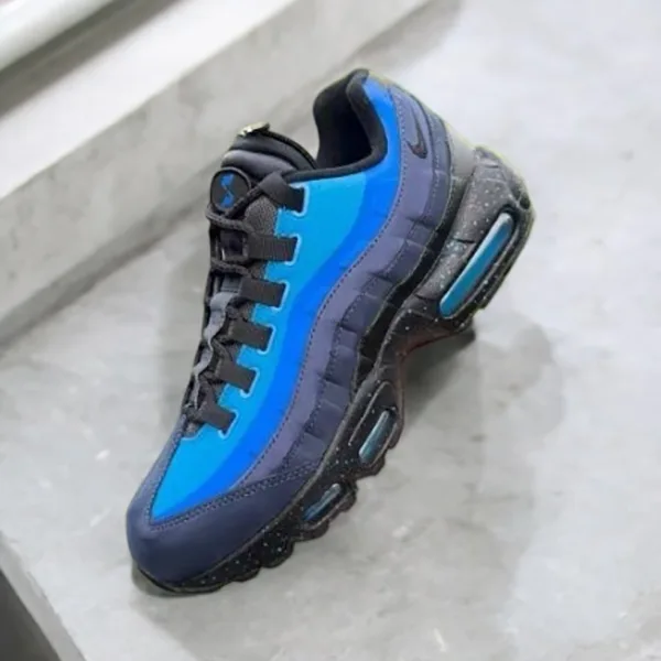 ★ナイキ STASH 偽物★コラボ★エアマックス95 HF5515-400