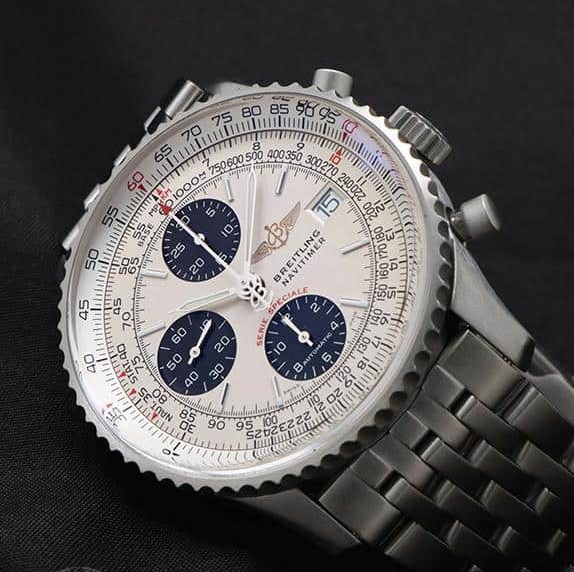 ブライトリング スーパーコピー ナビタイマー ファイターズ A153GFTNP