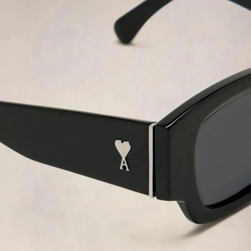 パロディアミ パリス AMI DE COEUR クラシカル サングラス パロディ 4色 ami0616