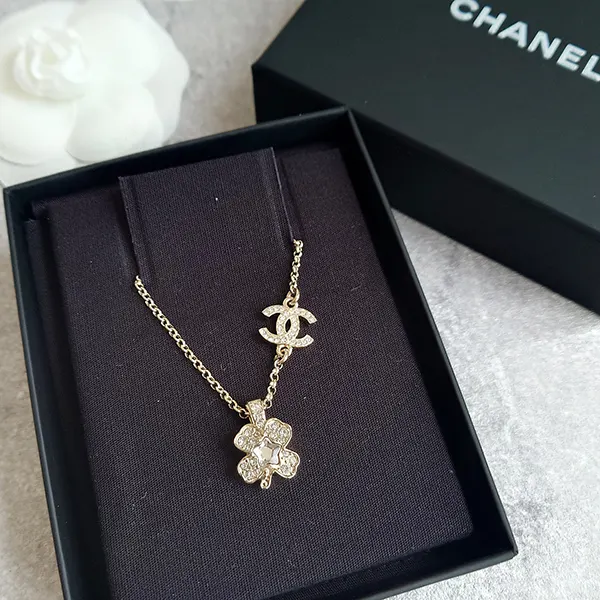 シャネル ビジュークローバーCCロゴロングネックレス ABF223 B19948
