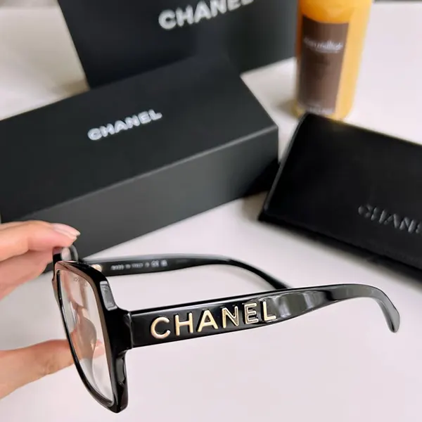 超入手困難シャネル スクエア ブルーライト アイウェア A71520 X08101 S2212