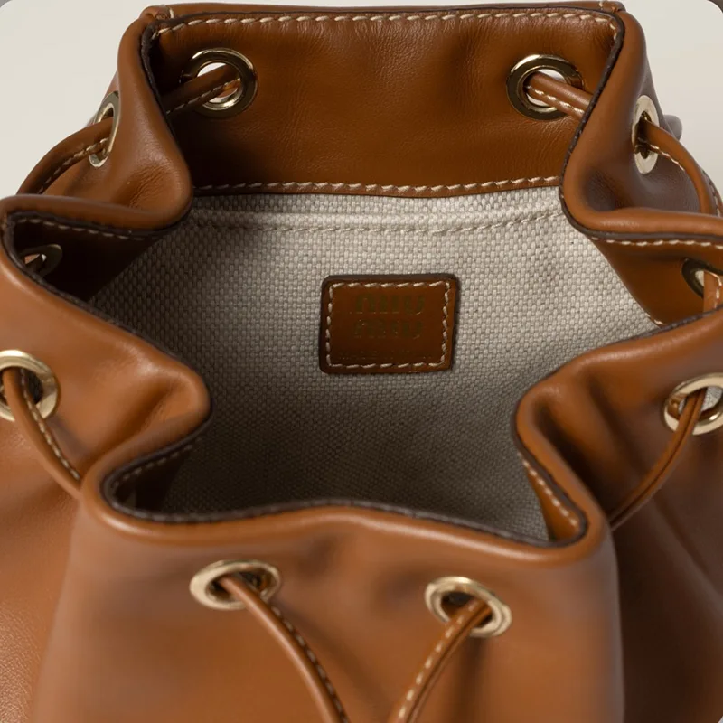 数量限定版ミュウミュウ パロディ レザー バックパック 2色 miu0610