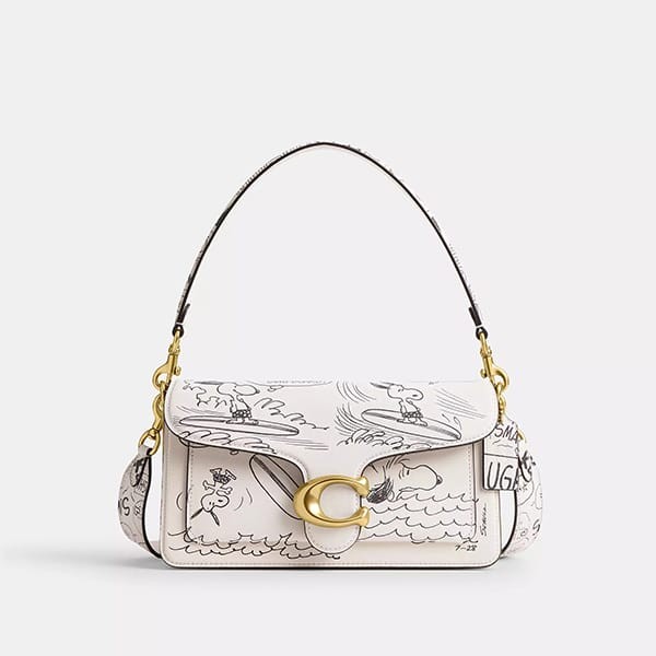 すぐ届スヌーピー限定コラボ【コーチ】タビーショルダーバッグ26 CCB04