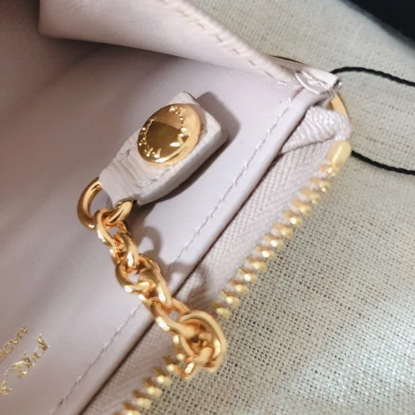 プラダ キーケース 偽物★L字ファスナー 1PP026_2B6P