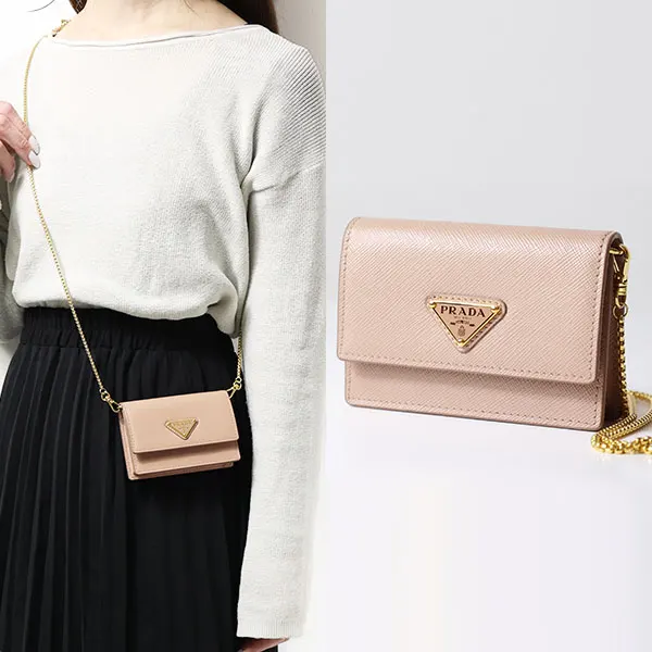 プラダ カードケース 偽物 名刺入れ チェーンストラップ付 1MR034 QHH