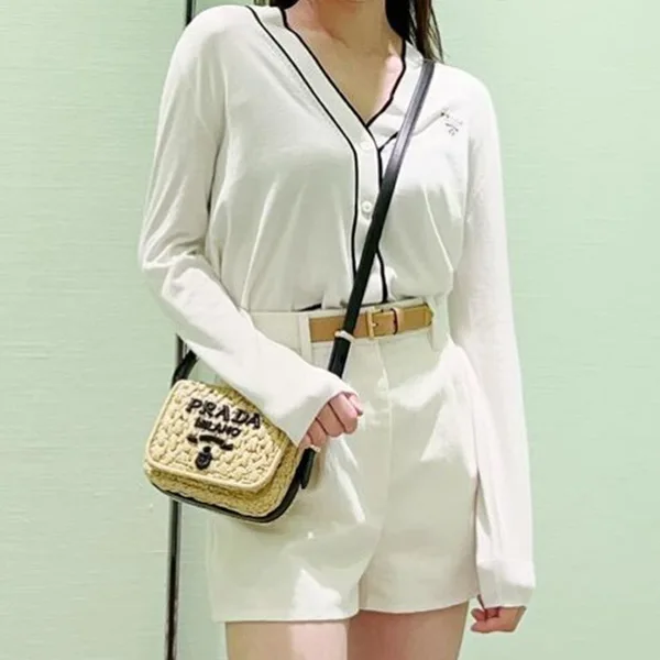 【万能でかわいい♡】プラダ ウーブンファブリック 偽物 xレザー ショルダーバッグ 1BD362_2M2T