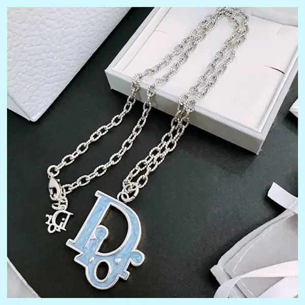 ディオール ペンダントネックレス N3202HOMMT