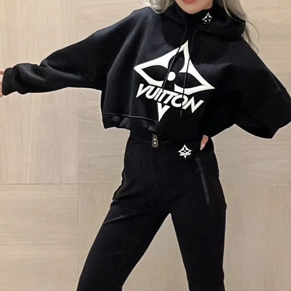 目玉商品!☆かっこいい丈感☆ルイヴィトン 偽物 SKI パーカー フーディ c25081604