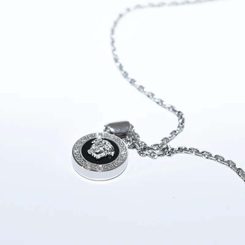 ヴェルサーチ ネックレス ブランド メンズ パロディ 2色 1008781