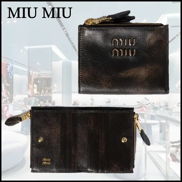 追跡付国内未掲載商品【ミュウミュウ】スモール ナッパレザー 二つ折り財布 5ML024