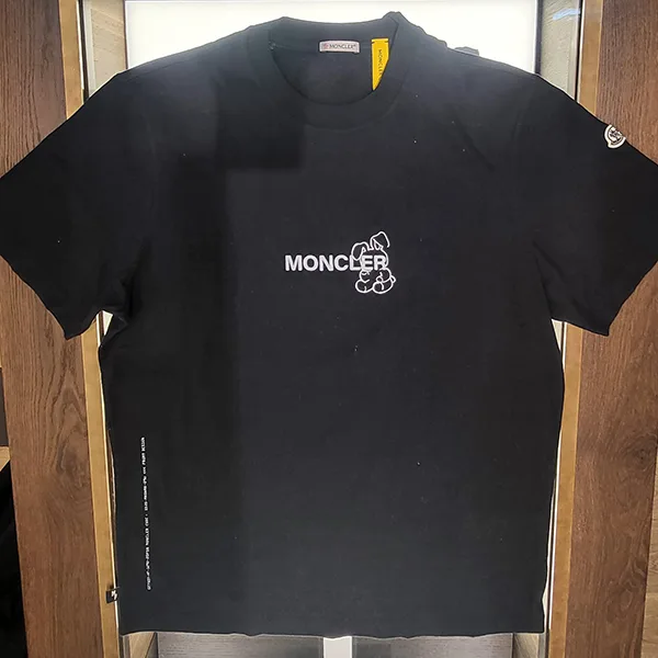 モンクレール うさぎFRGMTレタリングTシャツ【各色】K109U8C