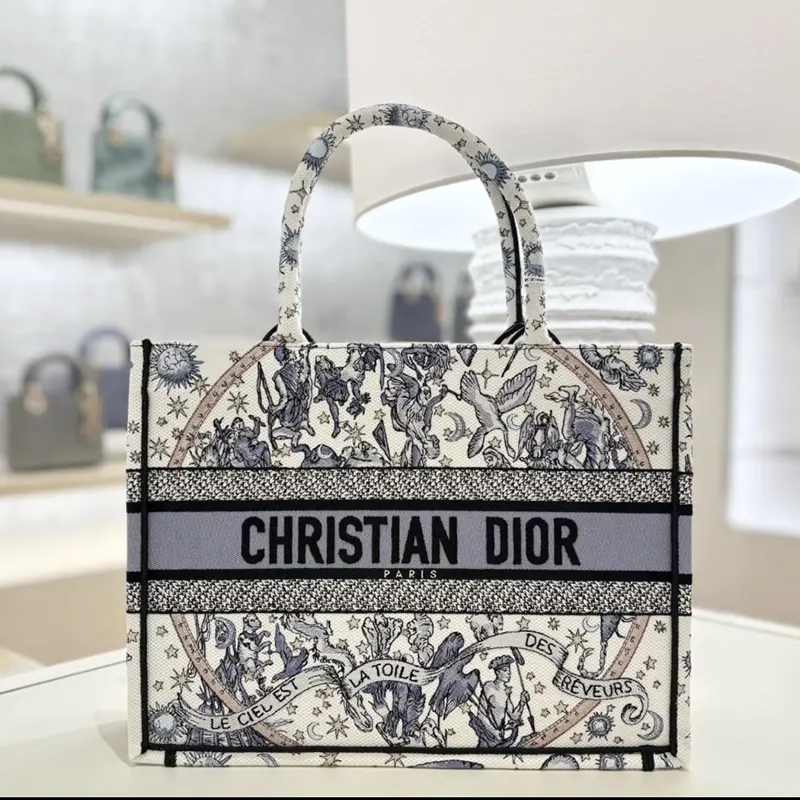 ディオール Lucky ディオール ブックトート 偽物 バッグ ミディアム da2111550