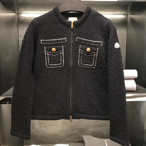 【モンクレール】ポケットデザイン ダウンカーディガン 偽物 mc259234