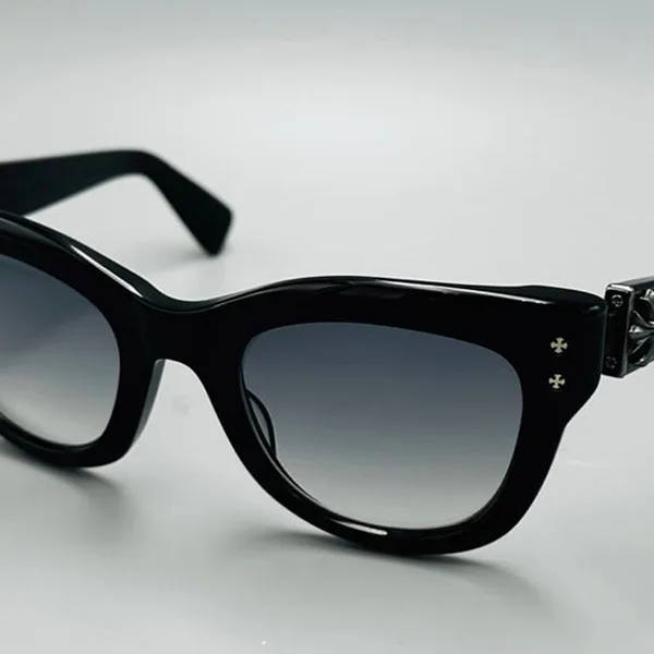 【登坂広臣着用】クロムハーツ TEAR DROP JONNY II サングラス 偽物