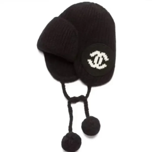 【手元に在庫有】超人気 シャネル ニット帽 帽子 コピー ココマーク ブラック ホワイト c25092902