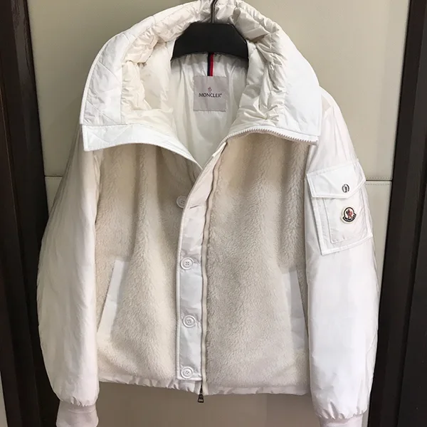 【モンクレール】Auvurgne ショートダウン N級品 K20911A00147539ZD041