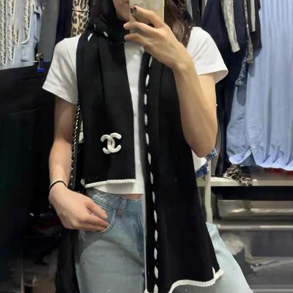最新でオシャレ25A プレゼントにも人気 シャネル CCロゴ ストール マフラー コピー AAB111 B20763 U1258