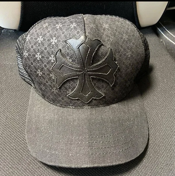 クロムハーツ クロスパッチ 総柄 トラッカー キャップ 帽子 コピー 黒 ch2591029