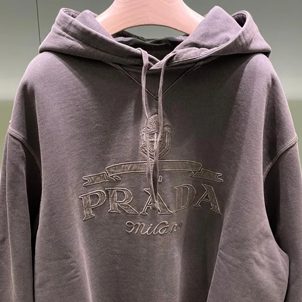 プラダ 長袖フーディ パチモン パーカー ロゴ プルオーバー pd259131
