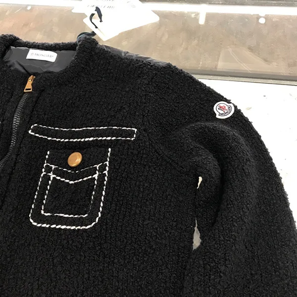 【モンクレール】ポケットデザイン ダウンカーディガン 偽物 mc259234