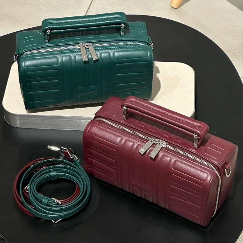 並行輸入品 リモワ レザー 2WAY グルーヴ クロスボディバッグ スモール 5色 rmw521414