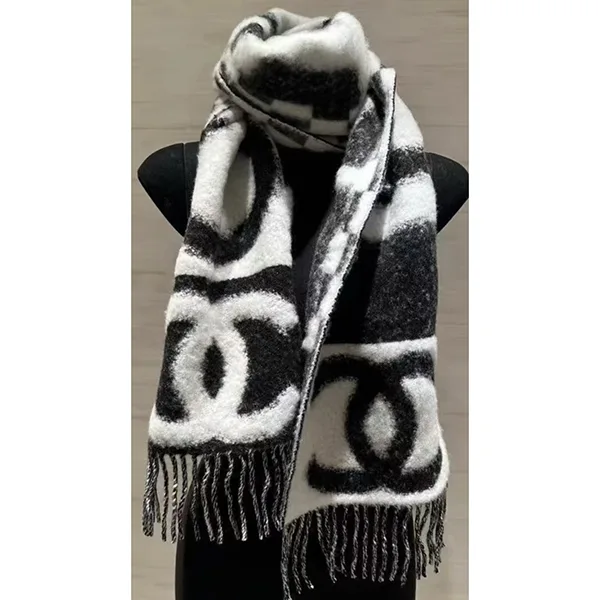 送料無料シャネル マフラー 偽物 AAB478 シックで可愛い♡冬のコーデに♪