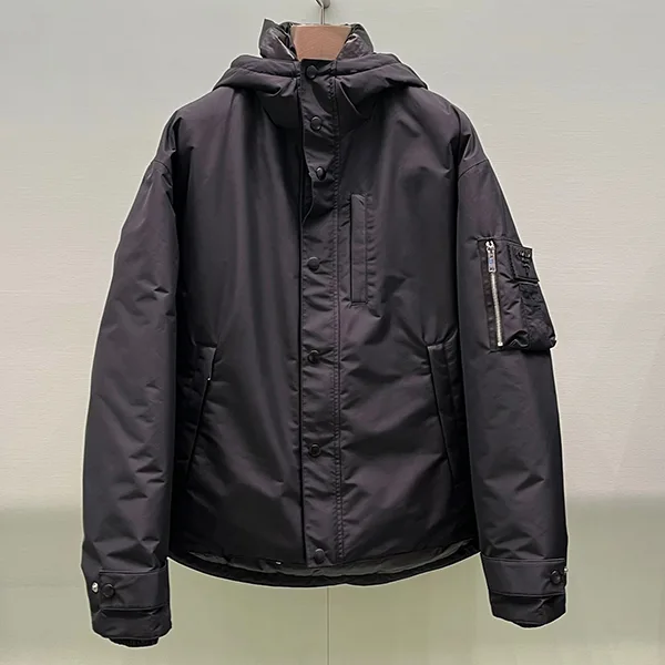 プラダ テクニカルファブリック 偽物★ダウンジャケット★SGC689 1X02 F0002