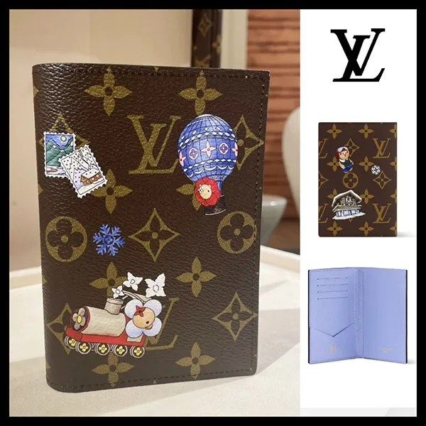 《冬休みのお出かけに♪》ルイヴィトン パスポートカバー パスポートケース 偽物 M15320