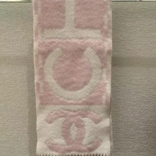 送料無料シャネル マフラー 偽物 AAB478 シックで可愛い♡冬のコーデに♪