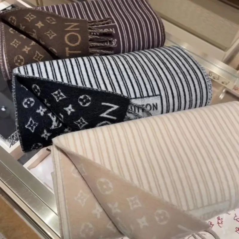 大人気!ルイヴィトン スカーフ マイ ネヴァーフル パーカー コピー商品 3色 M96492