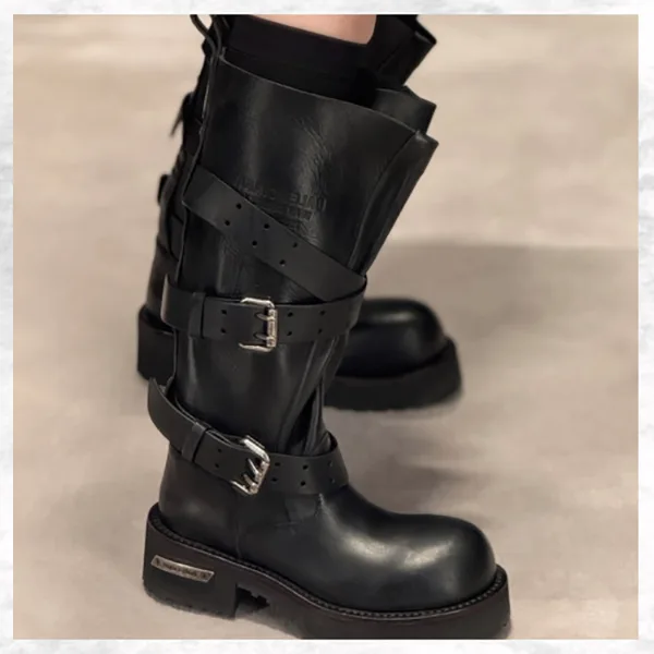 自然で可愛い☆バレンシアガ レザー ハイブーツ スーパーコピー ブラック 75008